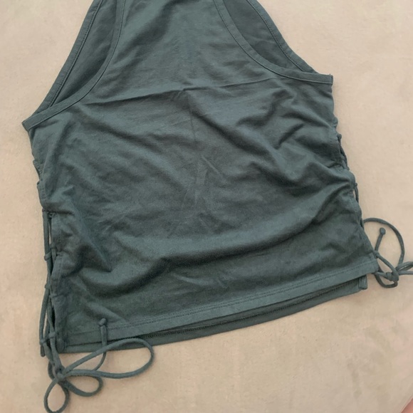 AMERICAN EAGLE CROPPED TANK TOP - Picture 3 of 4